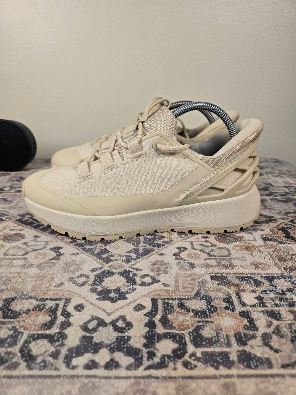Kizik Wasatch Tan Beige Women's Shoes Walking Running Size 10